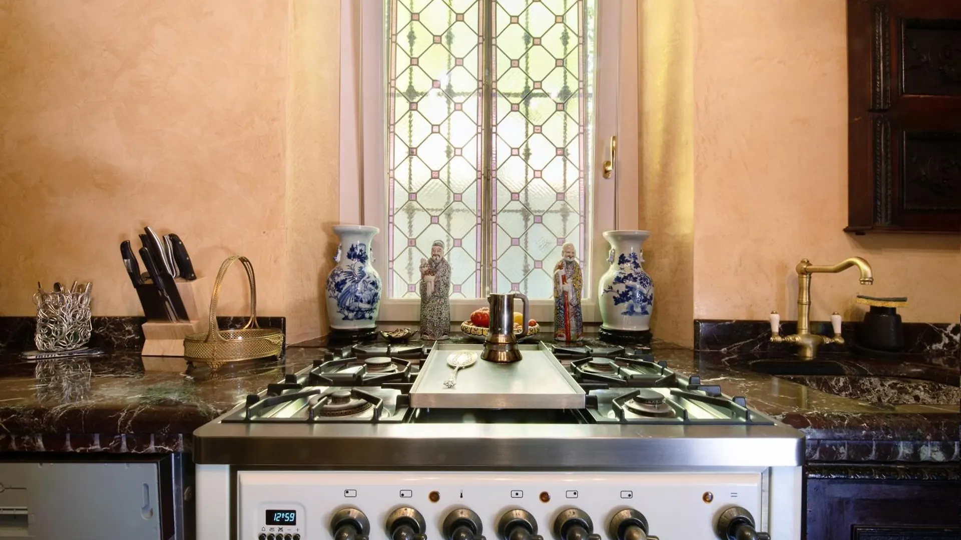Historic Villa Argegno Como Lake Dizzasco