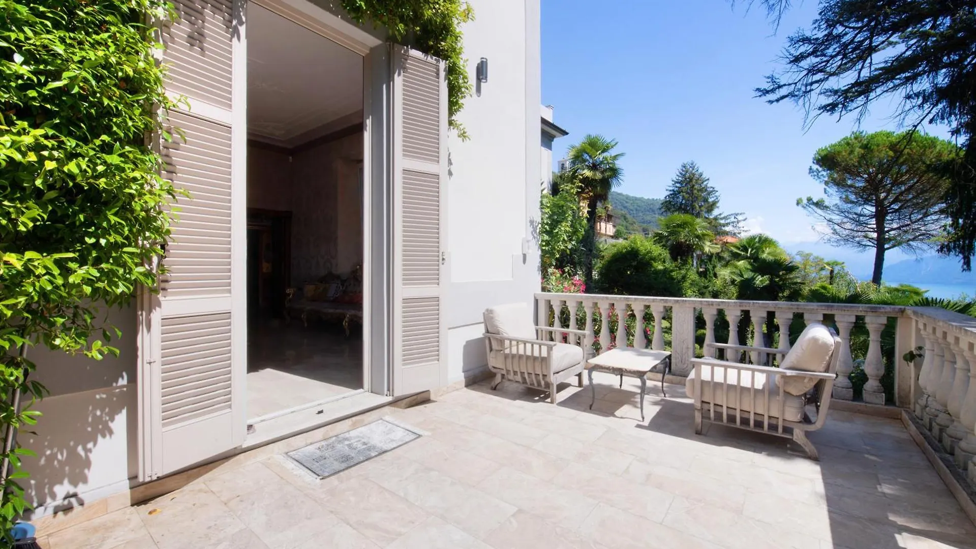 Historic Villa Argegno Como Lake Dizzasco