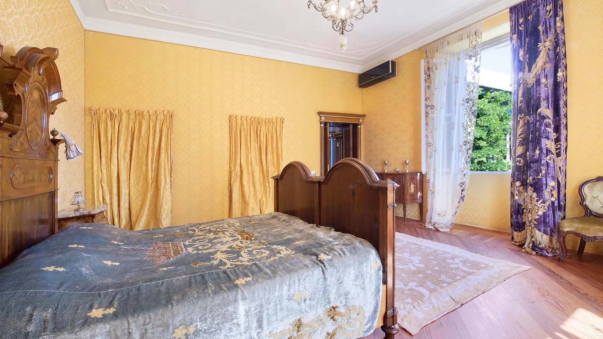 Historic Villa Argegno Como Lake Dizzasco