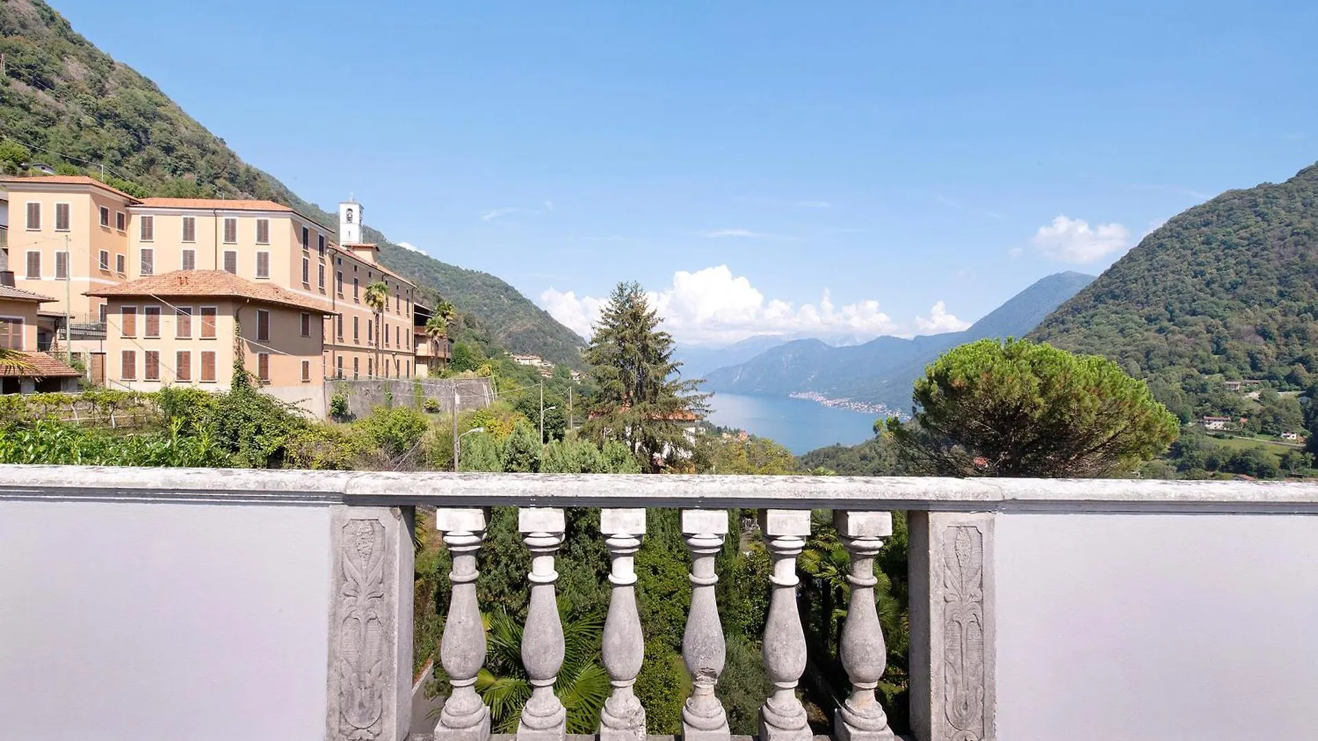 Historic Villa Argegno Como Lake Dizzasco