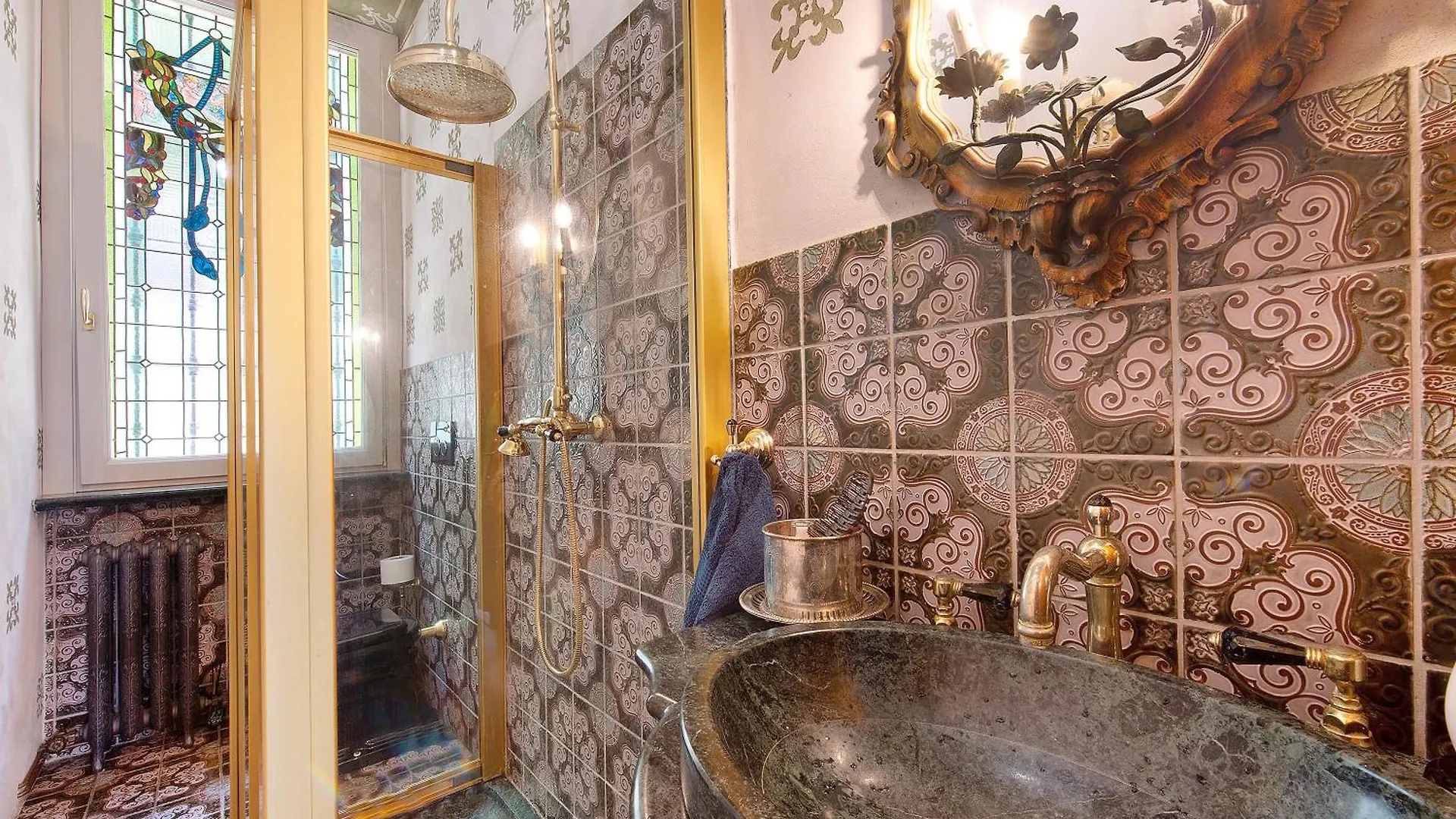Historic Villa Argegno Como Lake Dizzasco