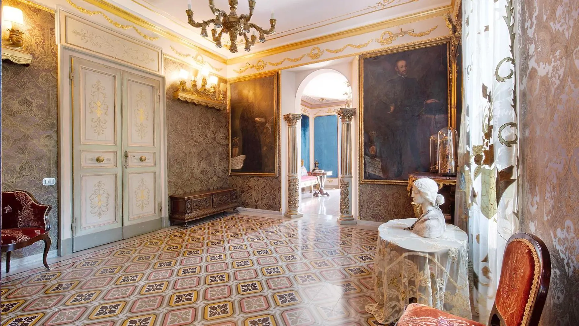 Historic Villa Argegno Como Lake Dizzasco