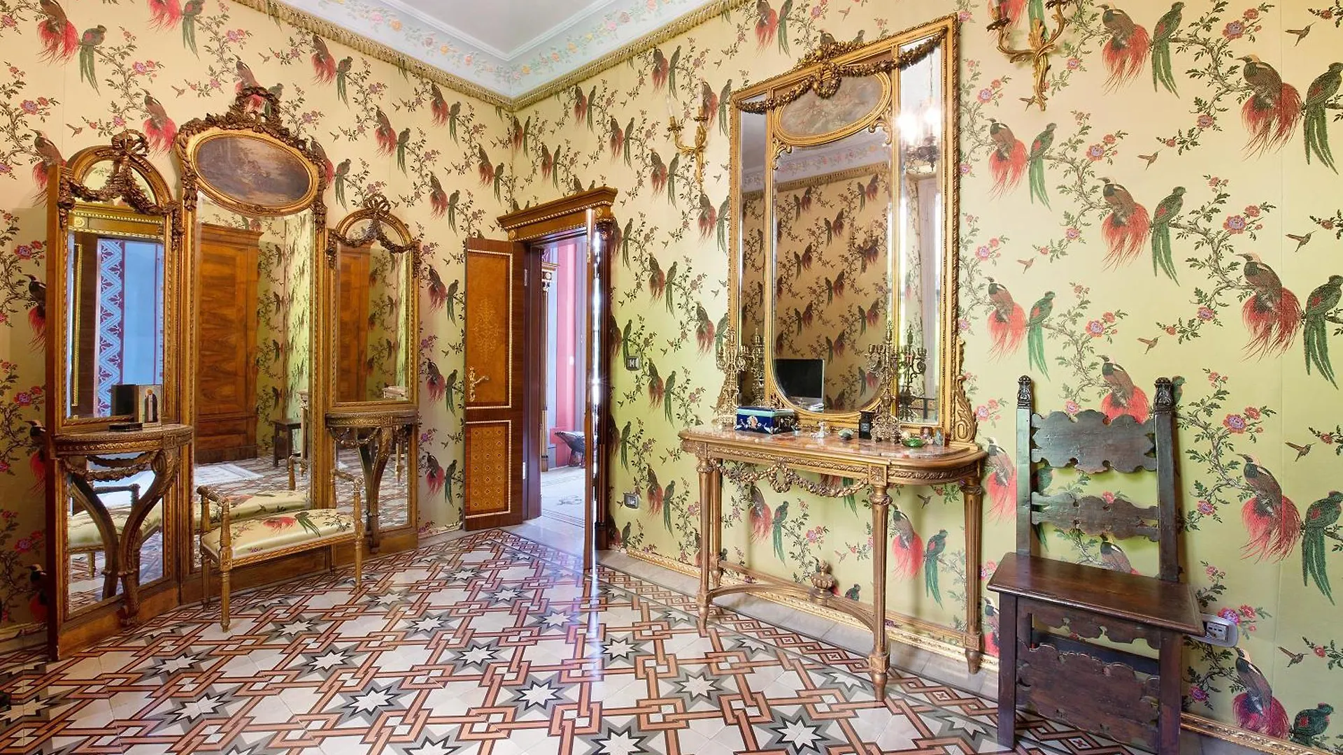 Historic Villa Argegno Como Lake Dizzasco